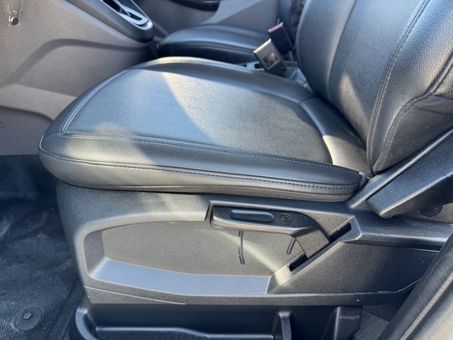 Certified 2022 Ford Transit Connect XL image 18