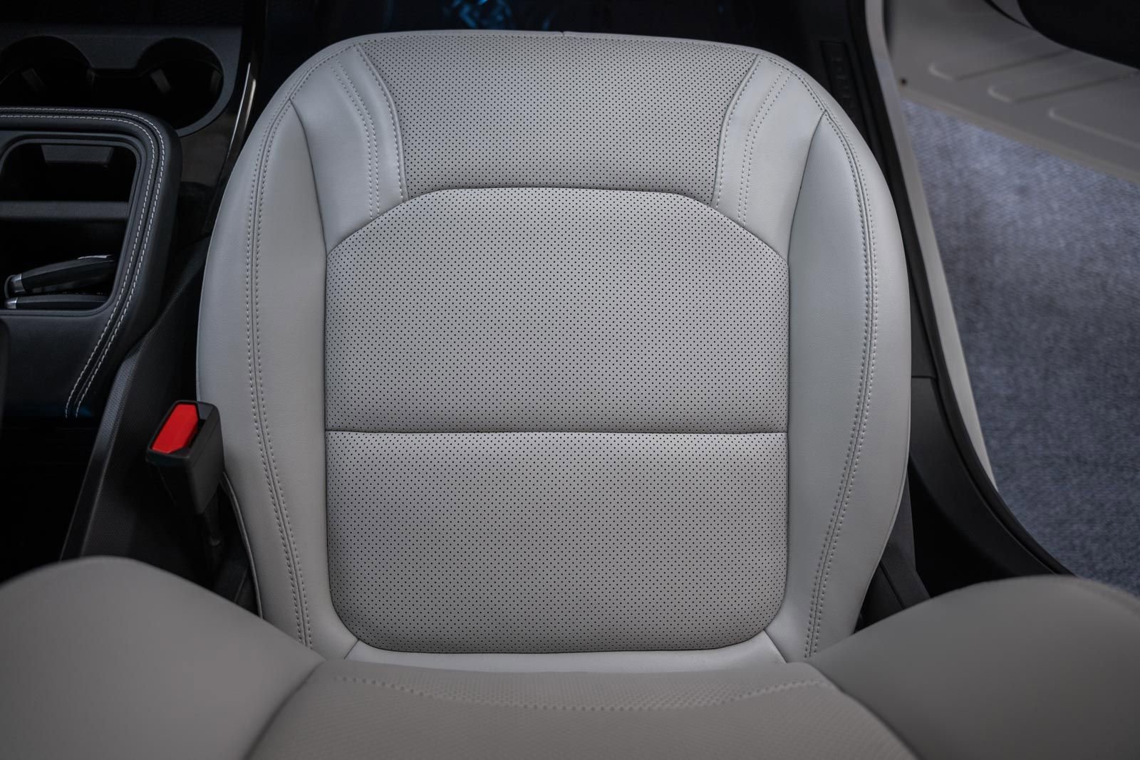 Certified 2025 Ford Mustang Mach-E Premium image 34