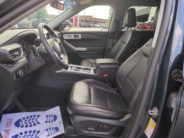 Certified 2023 Ford Explorer Limited w/ Equipment Group 301A AWD/4WD image 8
