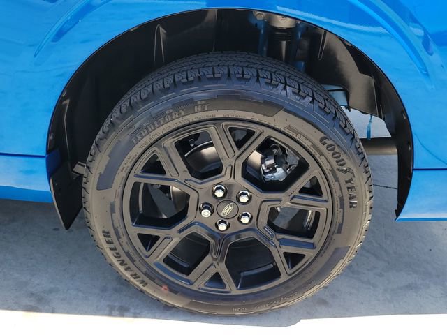 Certified 2025 Ford Maverick Lobo AWD/4WD image 12