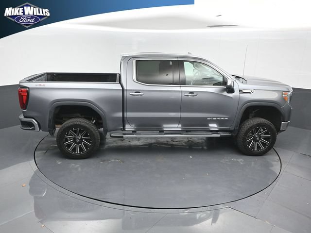 Used 2021 GMC Sierra 1500 SLT AWD/4WD image 16