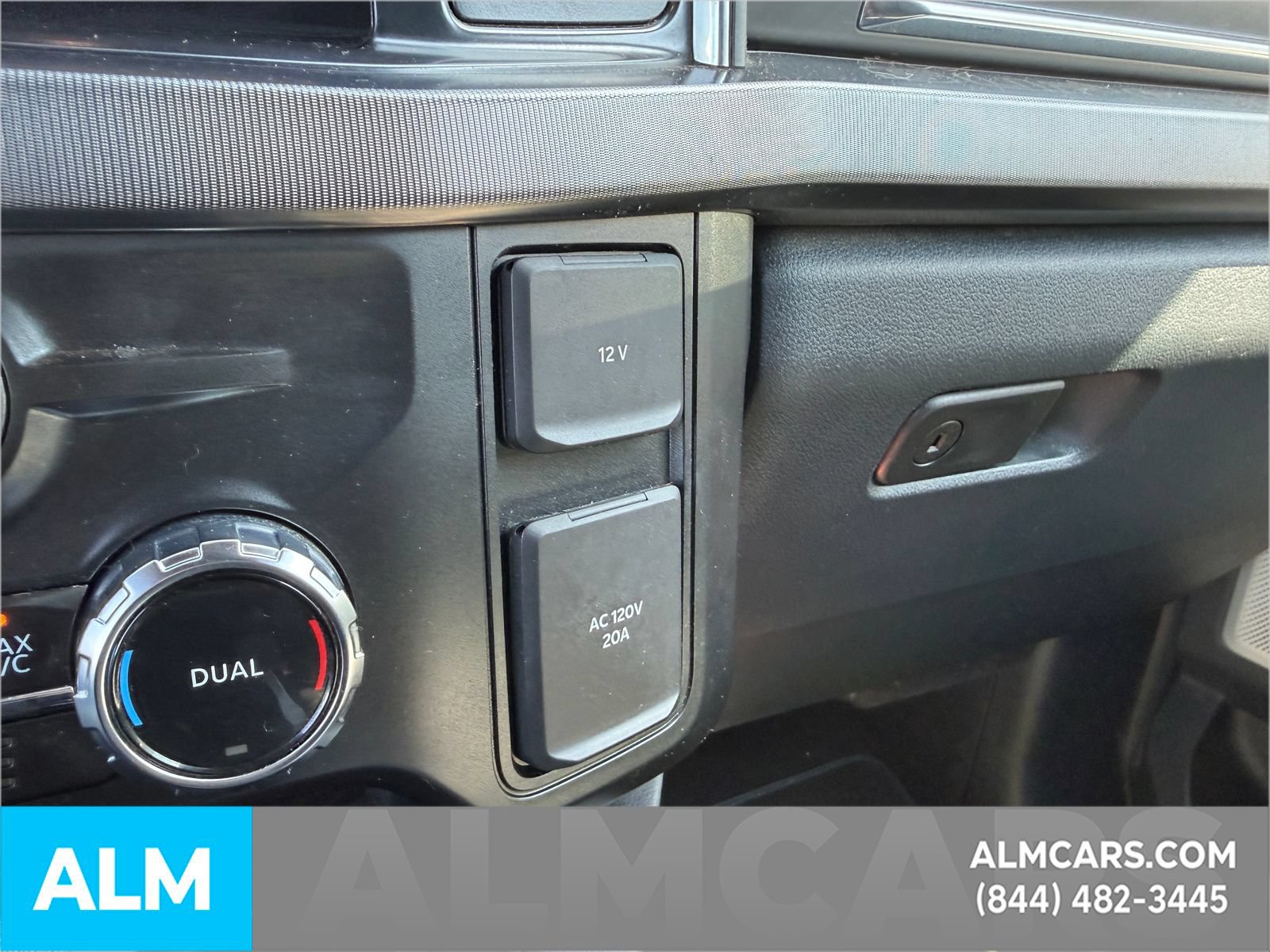 Certified 2025 Ford F450 Platinum w/ FX4 Off-Road Package AWD/4WD image 24