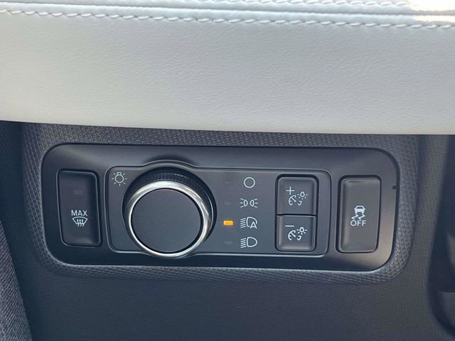 Certified 2025 Ford Mustang Mach-E Premium AWD/4WD image 28