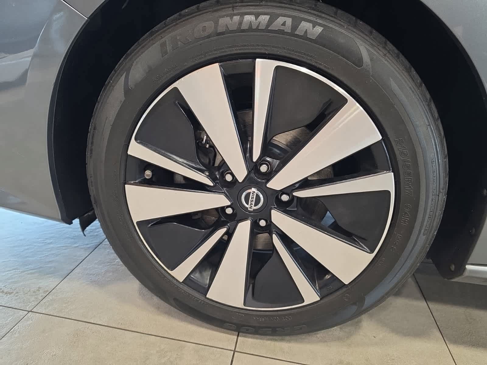 Used 2022 Nissan Altima 2.5 SV FWD image 15