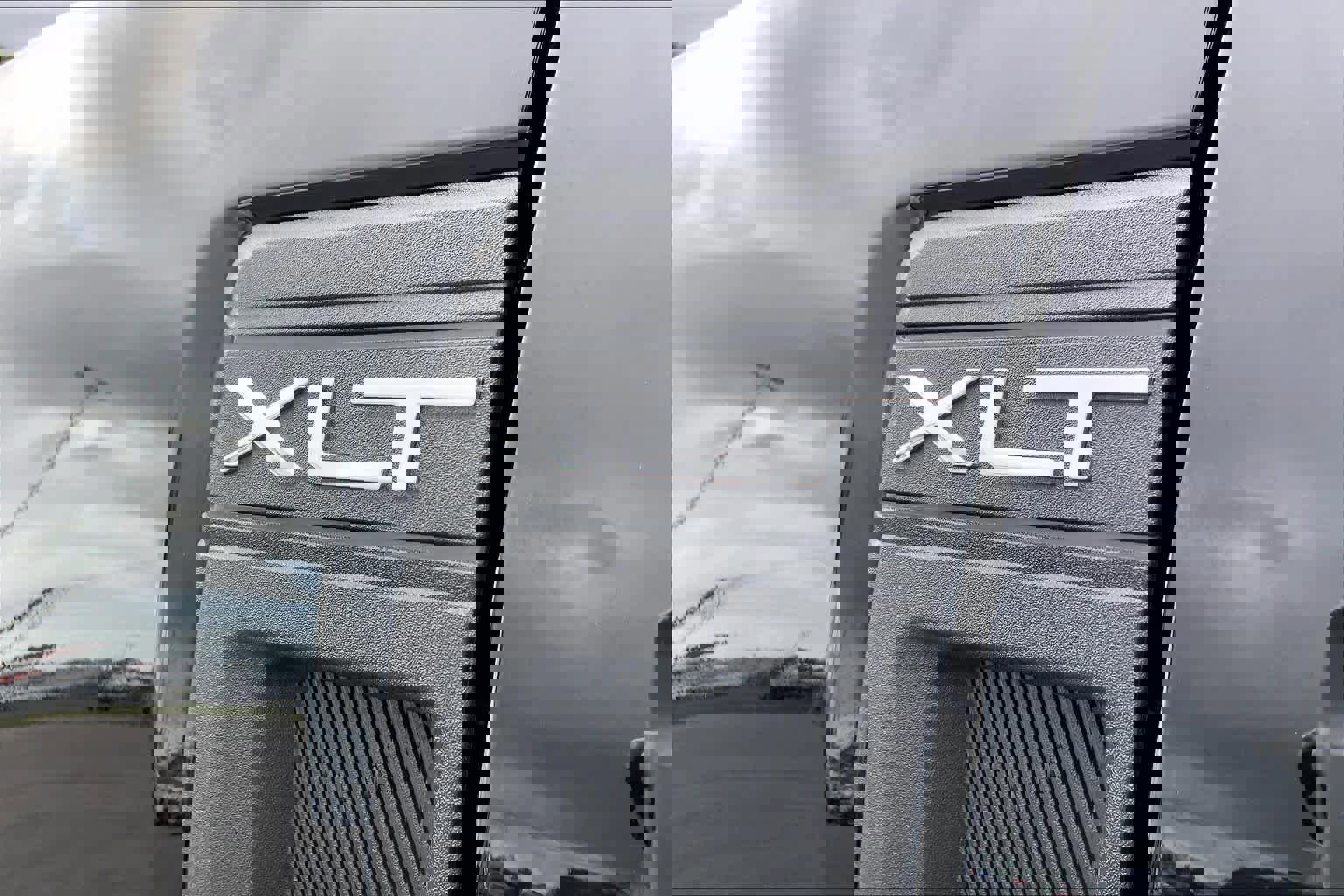 Certified 2024 Ford Maverick XLT image 11