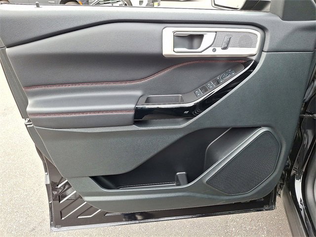 Certified 2023 Ford Explorer ST-Line w/ Class IV Trailer Tow Package image 12