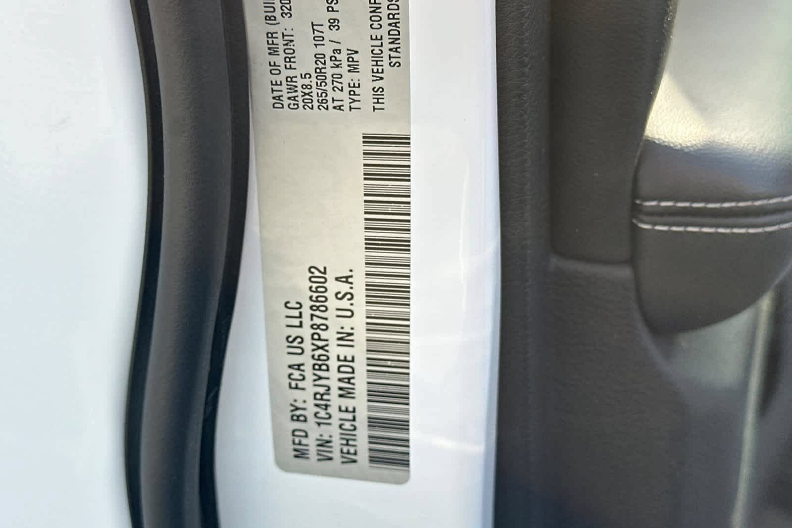 Used 2023 Jeep Grand Cherokee 4WD 4xe w/ Luxury Tech Group II image 29