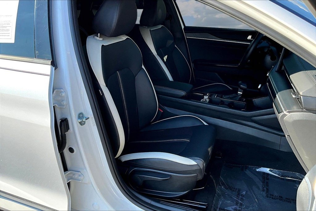 Used 2025 Kia K5 GT-Line FWD image 31