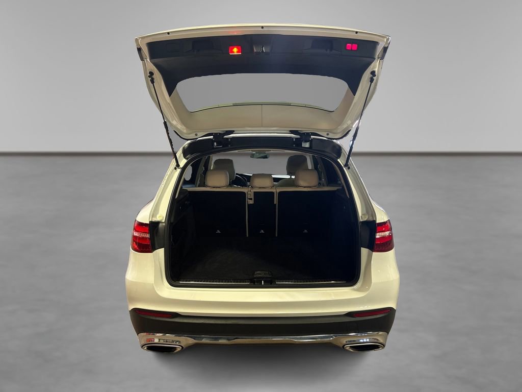 Used 2019 Mercedes-Benz GLC 300 4MATIC image 14