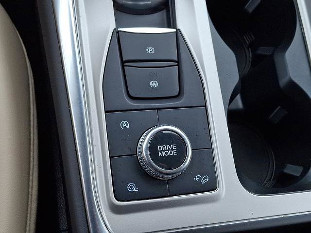 Certified 2024 Ford Explorer XLT w/ Equipment Group 202A image 26