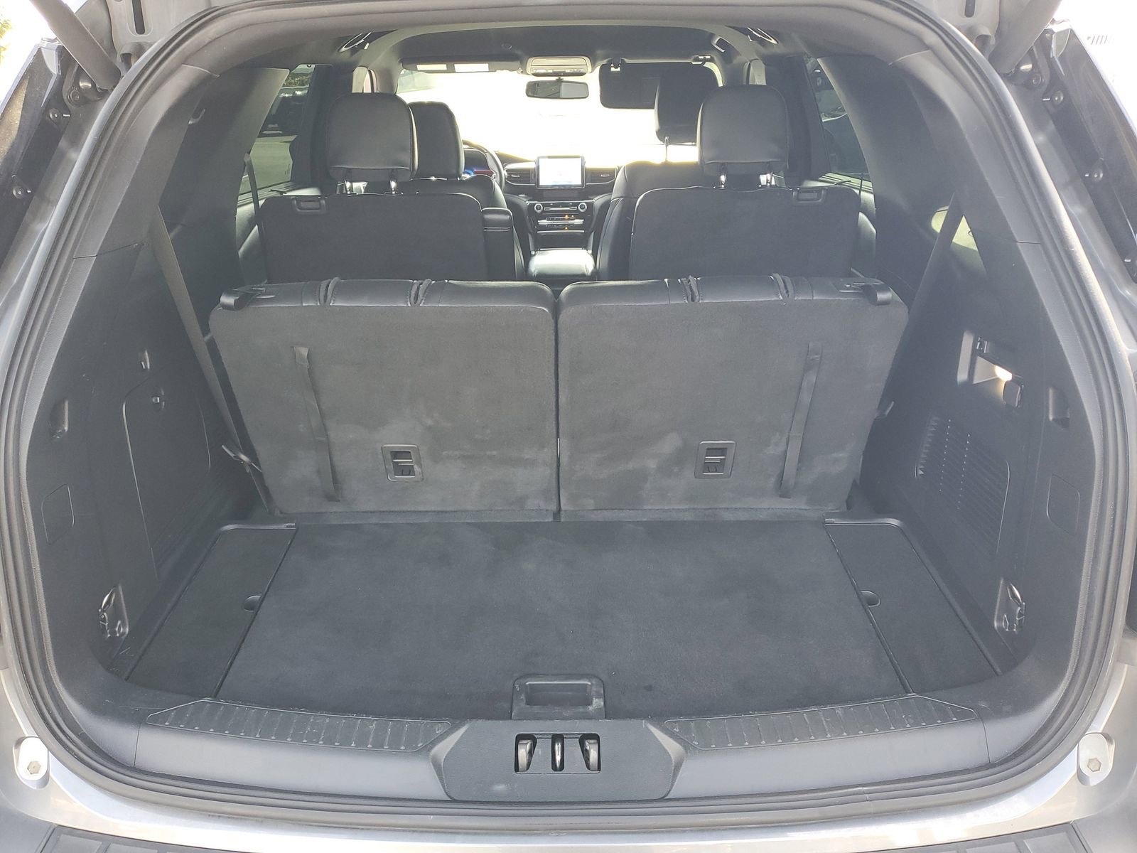 Certified 2022 Ford Explorer ST w/ ST Street Pack RWD image 7