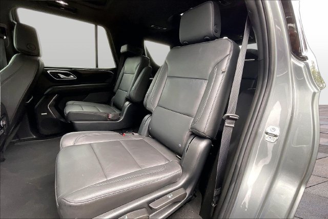 Used 2023 Chevrolet Tahoe Z71 w/ Luxury Package AWD/4WD image 28