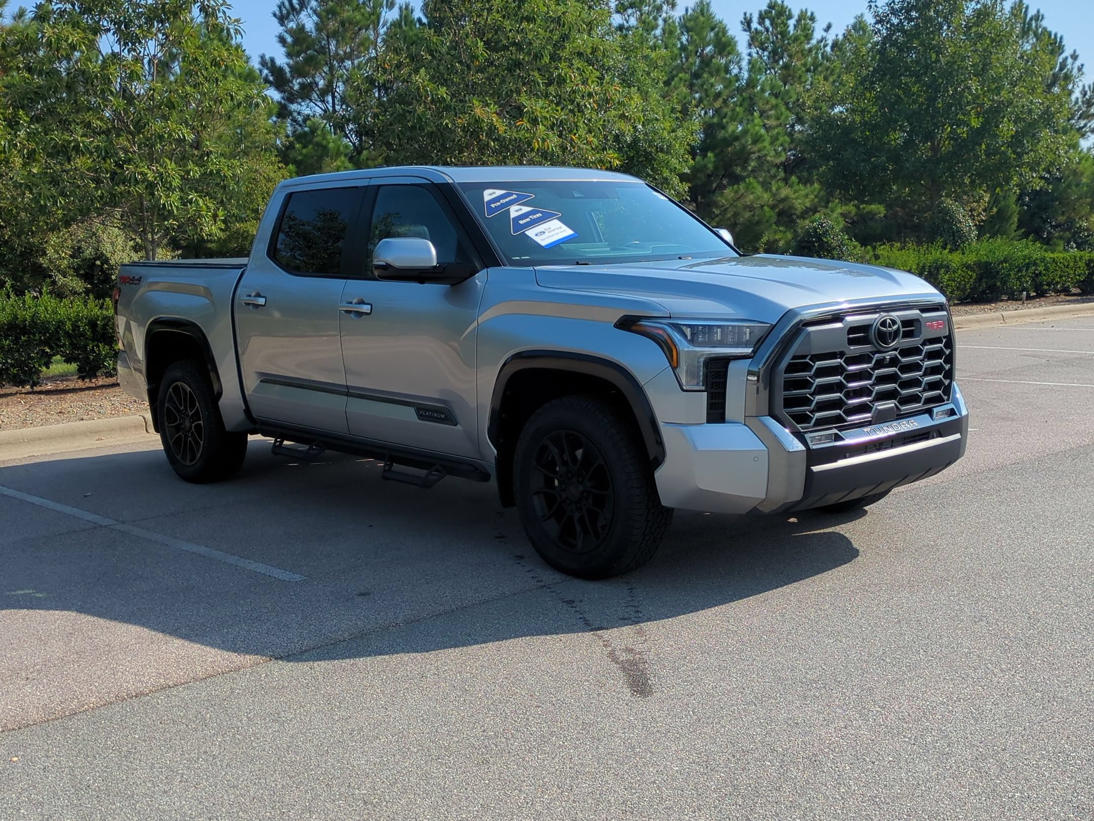 Used 2025 Toyota Tundra Platinum w/ TRD Off-Road Package AWD/4WD image 1