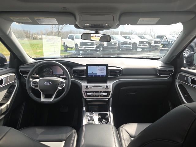 Certified 2023 Ford Explorer XLT w/ Equipment Group 202A image 21