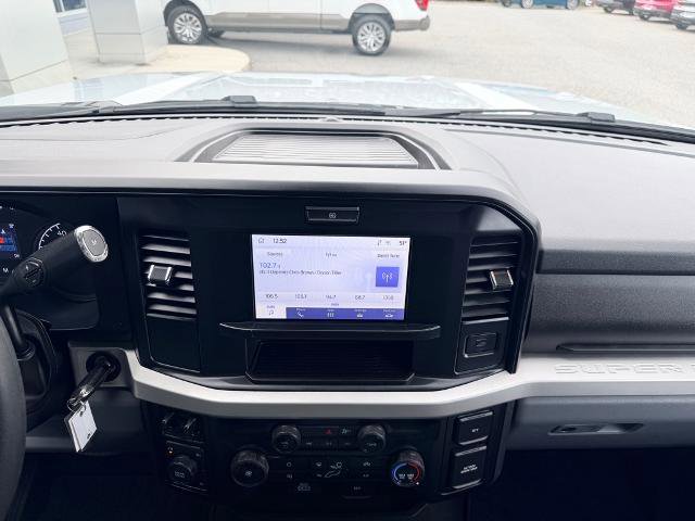 Certified 2025 Ford F250 XLT image 28