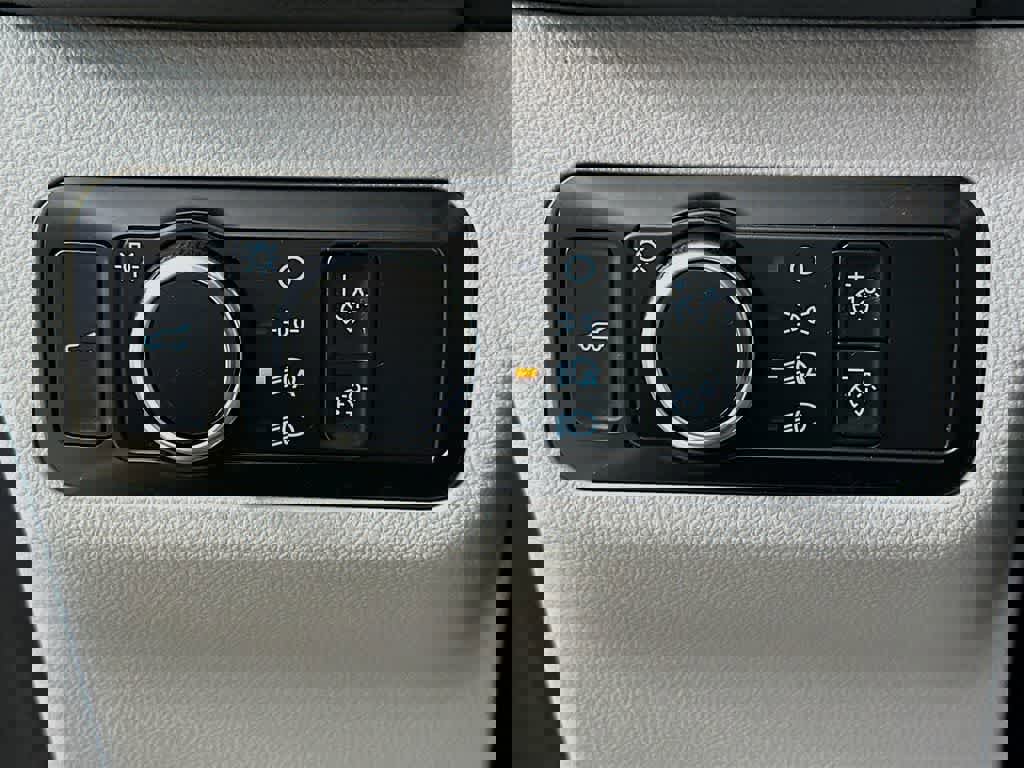 Certified 2024 Ford Escape Active image 27