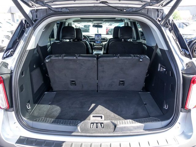 Certified 2023 Ford Explorer Limited w/ Limited Technology Package RWD image 25