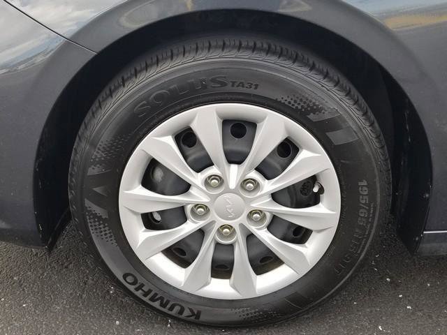 Used 2023 Kia Forte LX FWD image 25