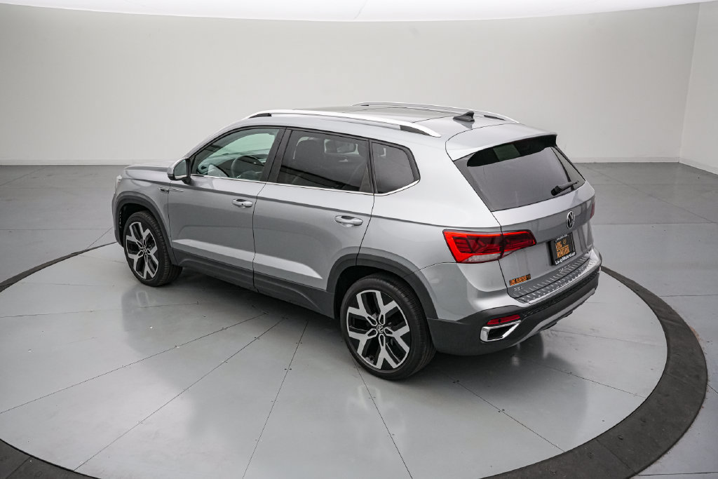 Used 2023 Volkswagen Taos SEL AWD/4WD image 6