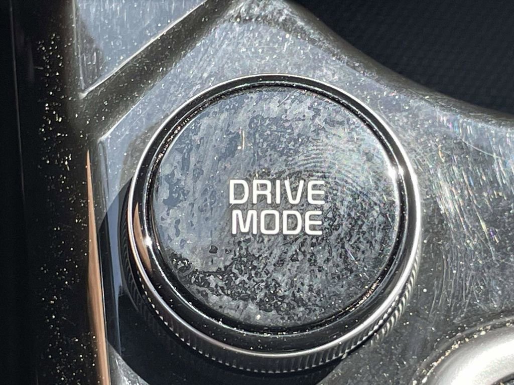 Used 2024 Kia Seltos EX image 24