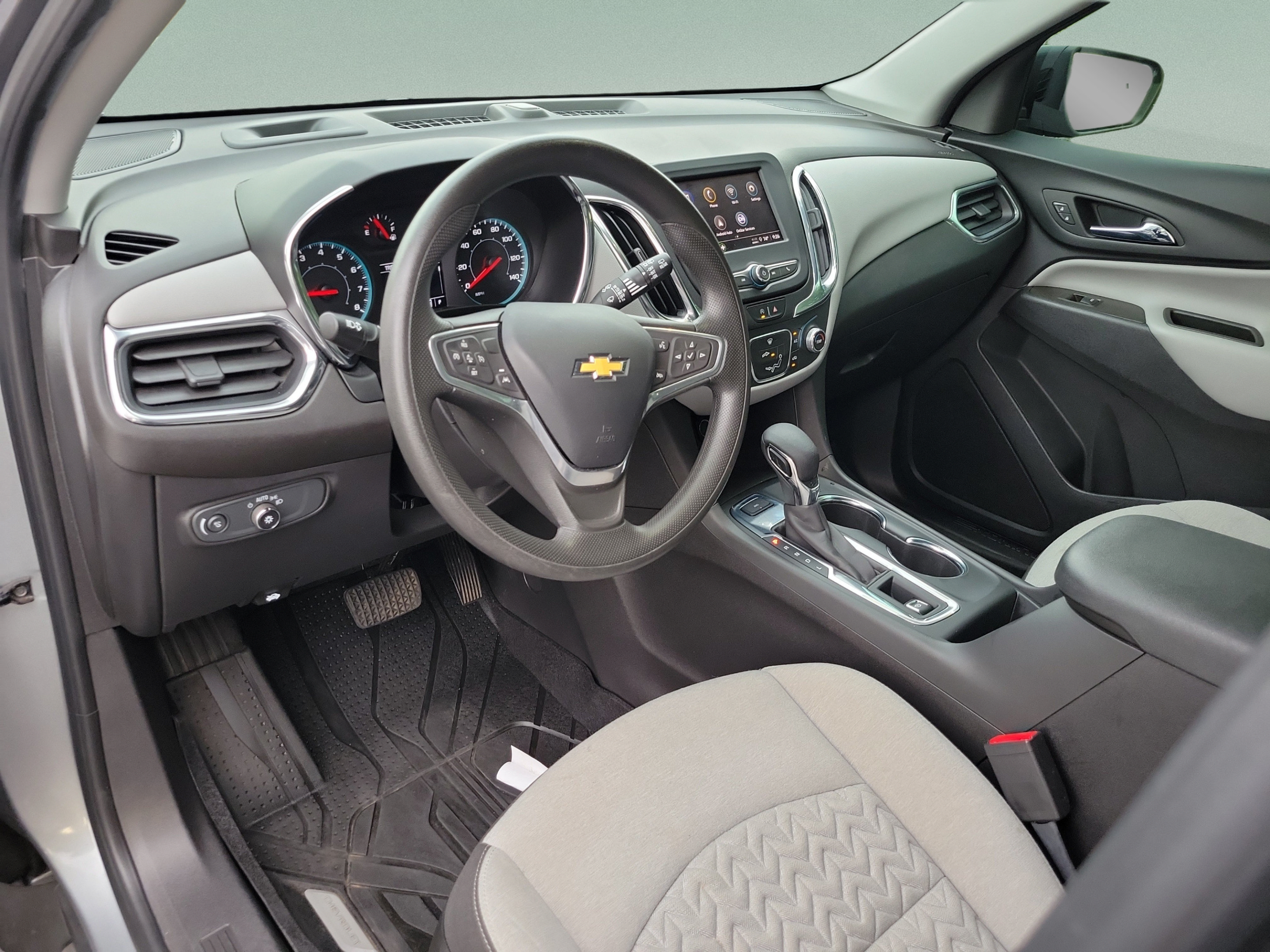 Used 2023 Chevrolet Equinox LS AWD/4WD image 15