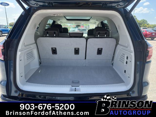 Used 2025 GMC Acadia Denali w/ Super Cruise Package FWD image 14