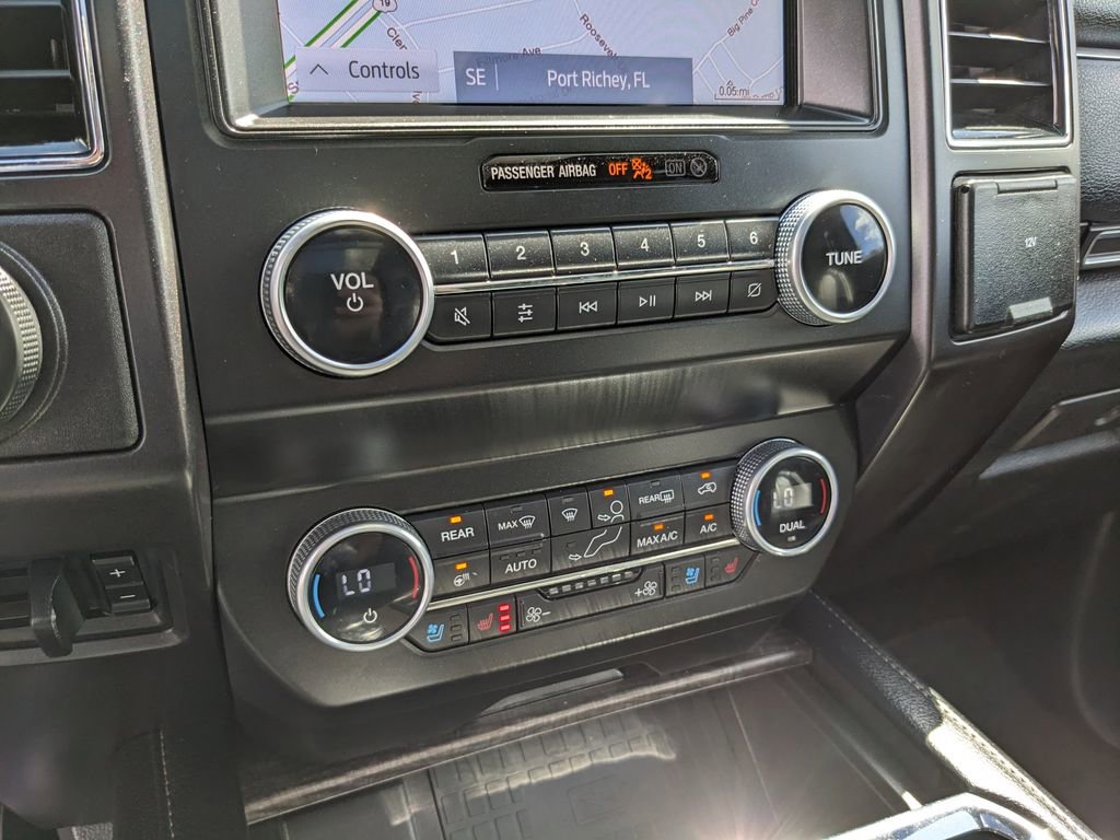 Certified 2021 Ford Expedition Limited image 27