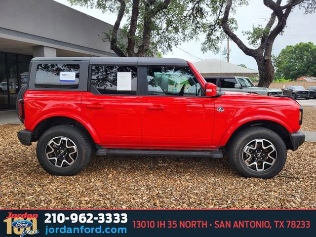 Certified 2023 Ford Bronco Outer Banks AWD/4WD image 6