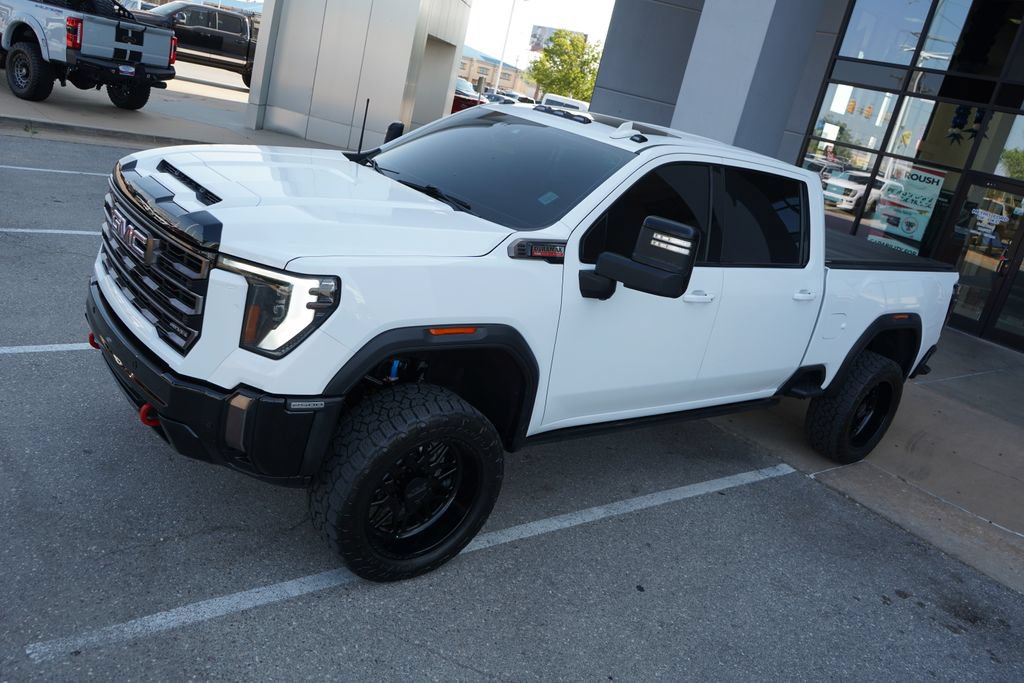 Used 2024 GMC Sierra 2500 AT4X AWD/4WD image 15