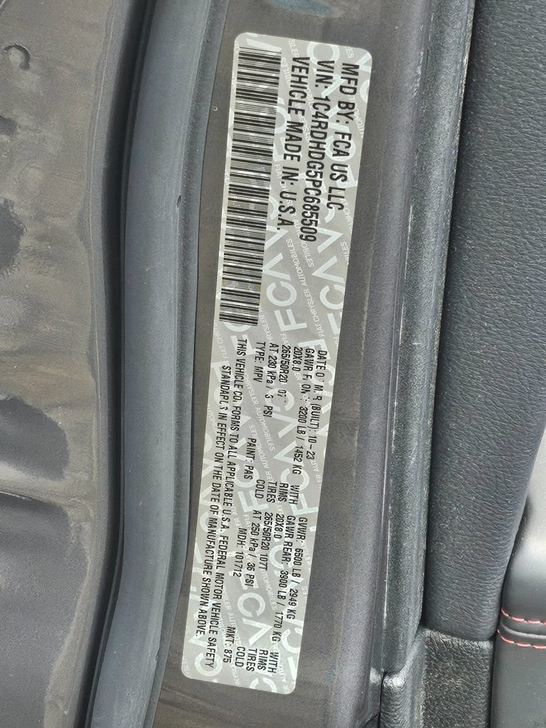 Used 2023 Dodge Durango GT RWD image 40