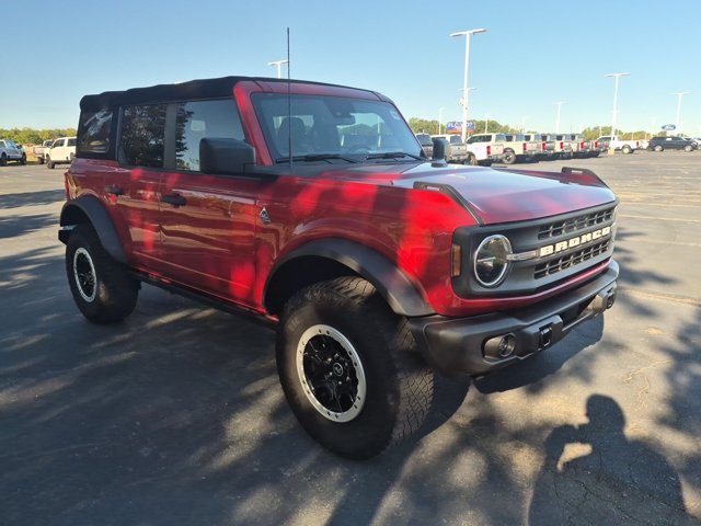 Certified 2022 Ford Bronco Black Diamond w/ Sasquatch Package AWD/4WD image 2