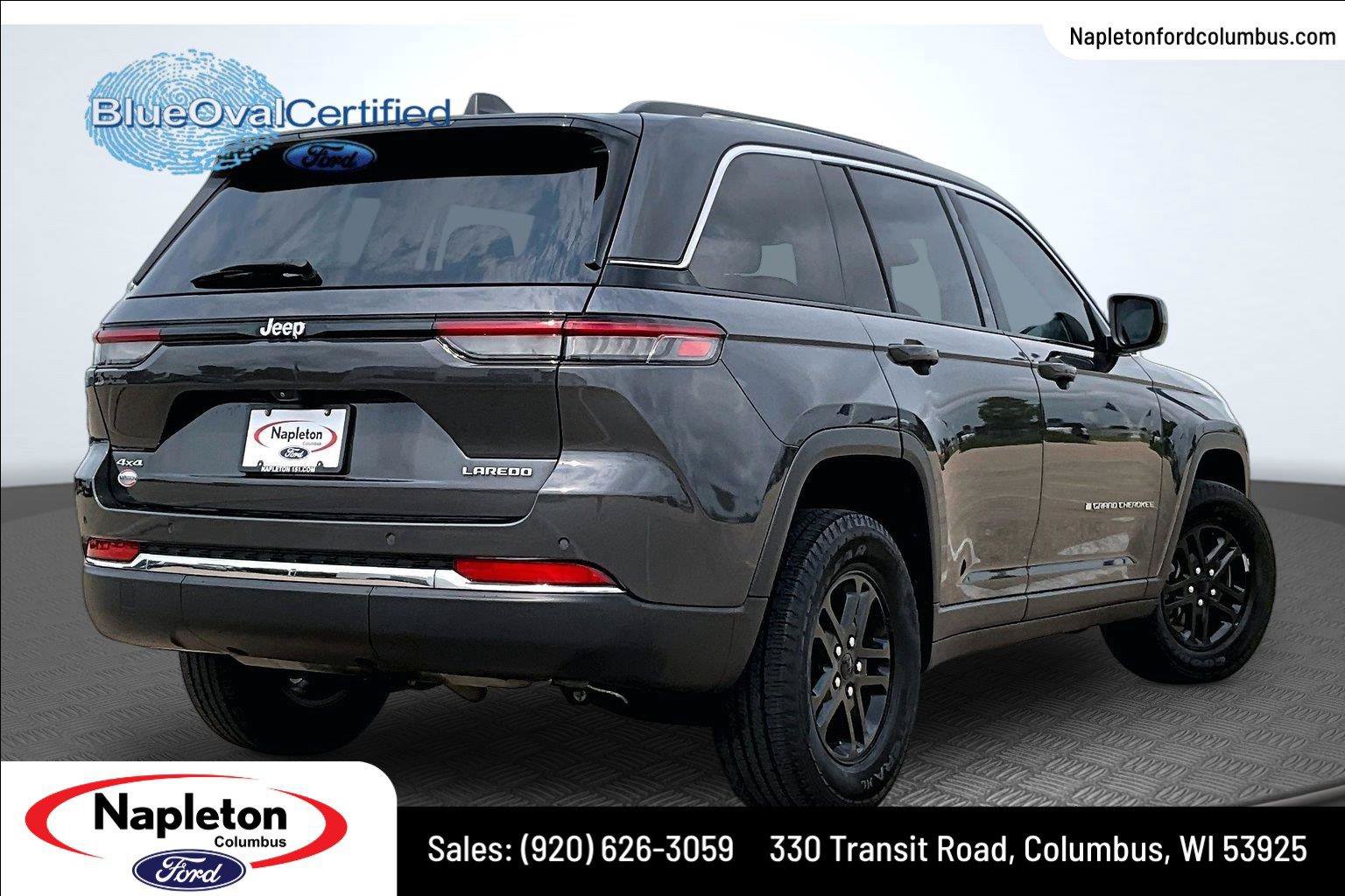 Used 2022 Jeep Grand Cherokee Laredo w/ Luxury Tech Group I AWD/4WD image 2
