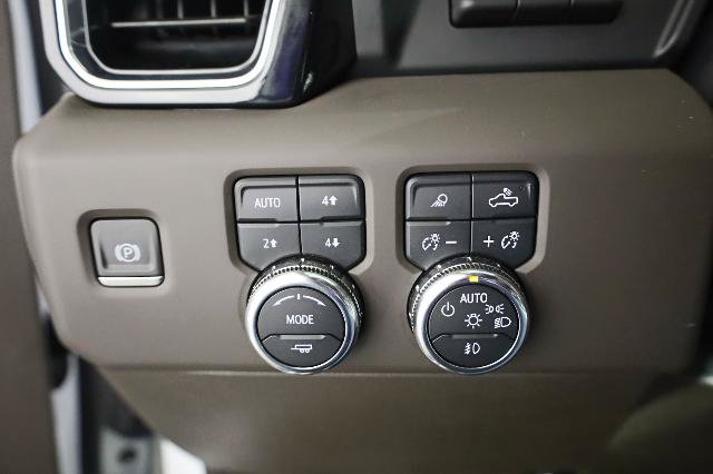 Used 2023 GMC Sierra 1500 Denali w/ Denali Reserve Package AWD/4WD image 31