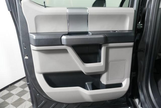 Certified 2020 Ford F250 XLT w/ XLT Premium Package AWD/4WD image 37