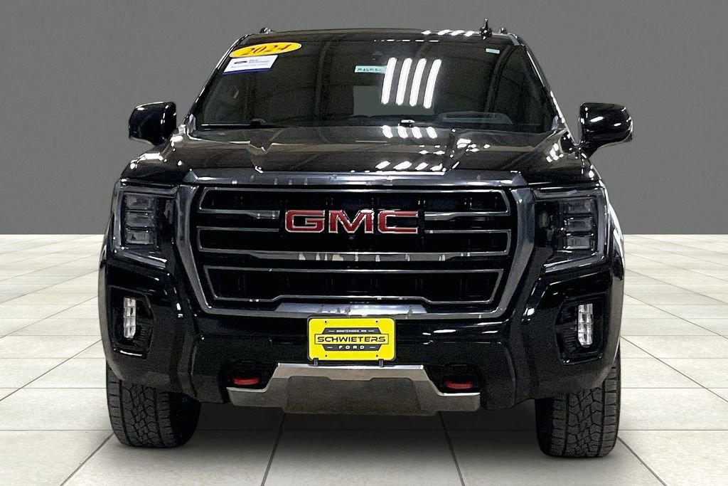 Used 2021 GMC Yukon AT4 w/ AT4 Premium Plus Package AWD/4WD image 3