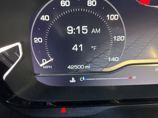 Used 2023 GMC Yukon XL Denali image 17