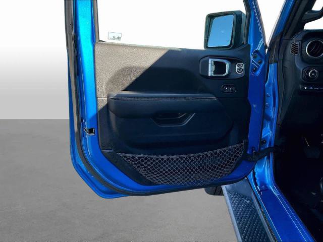 Used 2023 Jeep Wrangler Unlimited Sahara w/ Cold Weather Group AWD/4WD image 22