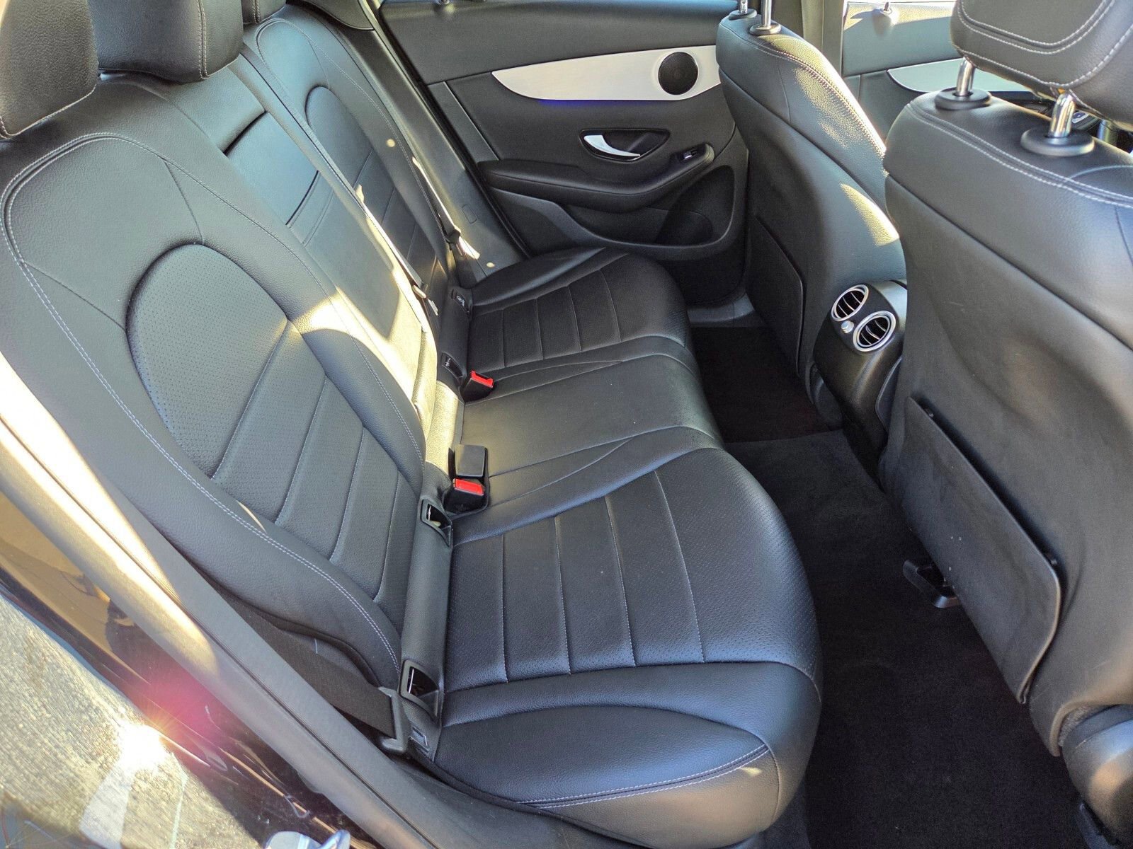 Used 2022 Mercedes-Benz GLC 300 image 14