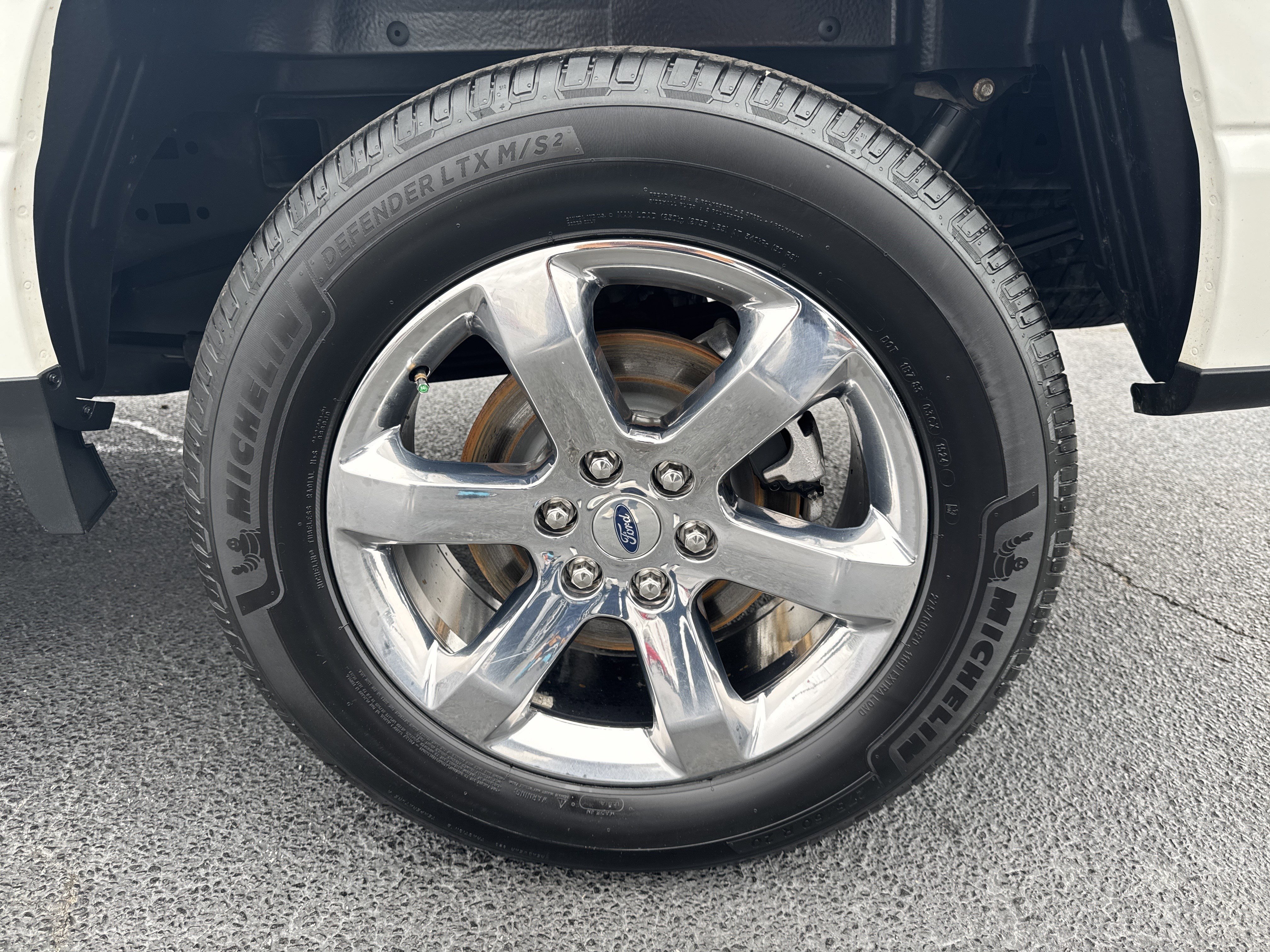 Certified 2022 Ford F150 Lariat w/ Equipment Group 502A High image 22