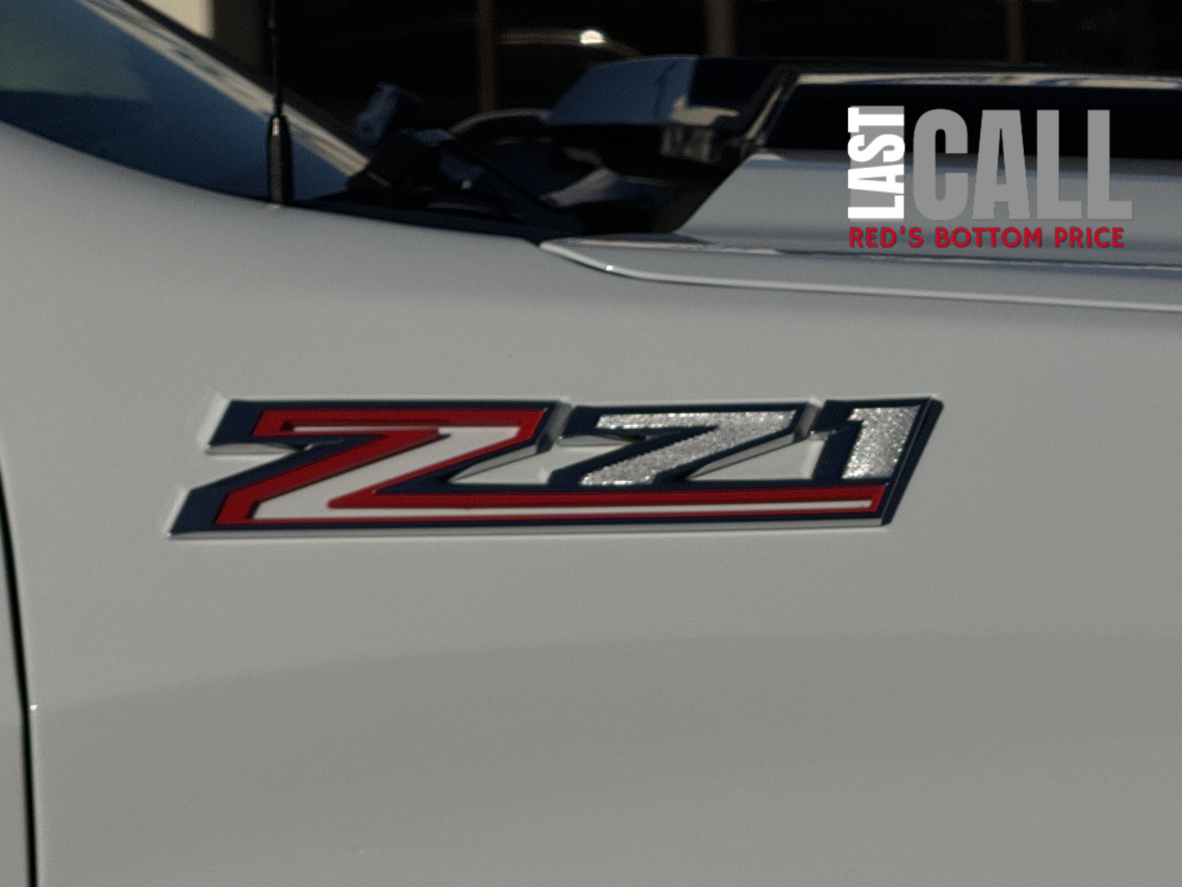 Used 2025 Chevrolet Silverado 1500 LT Trail Boss w/ Convenience Package II image 9