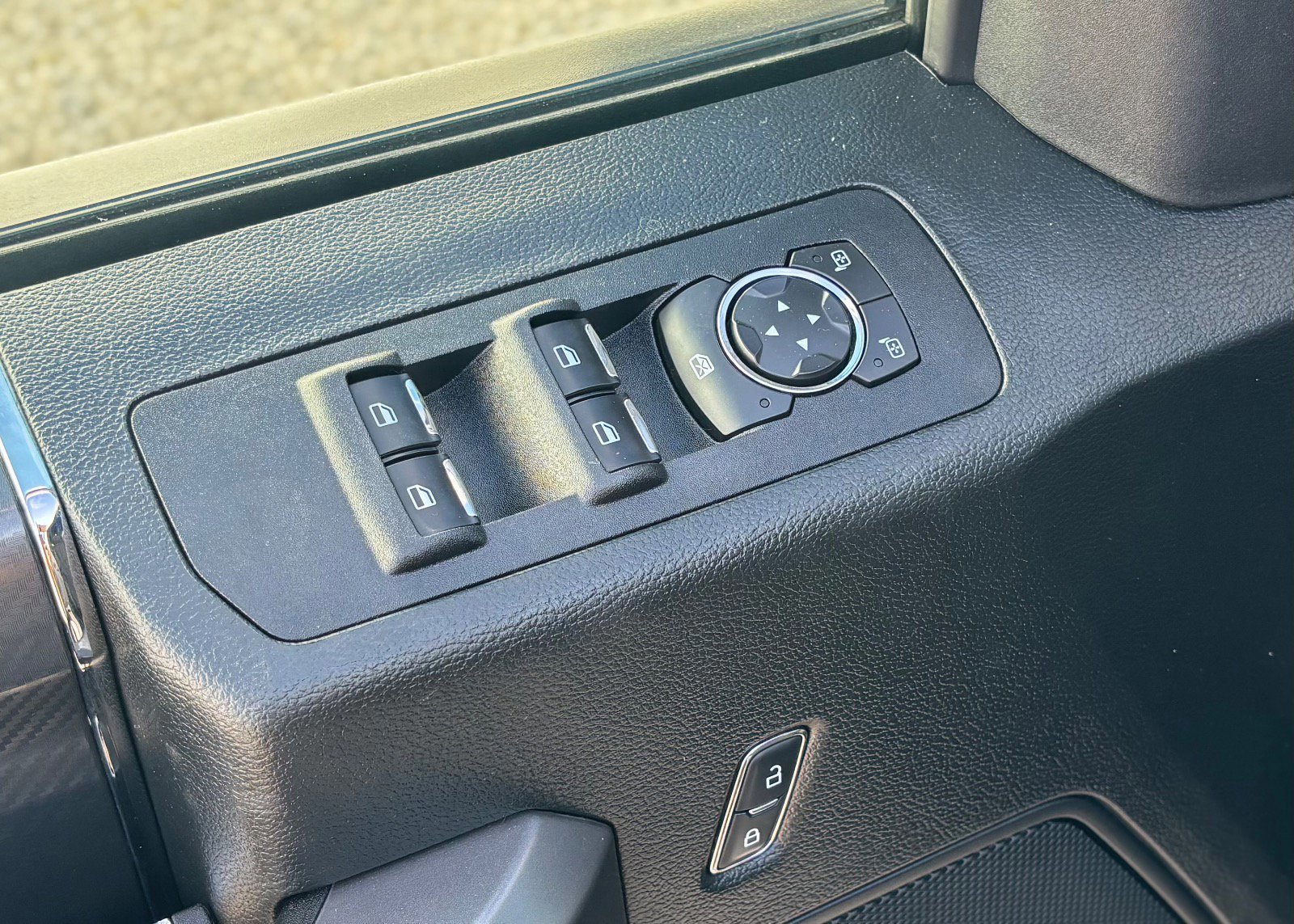 Certified 2020 Ford F150 XLT w/ Equipment Group 302A Luxury image 27