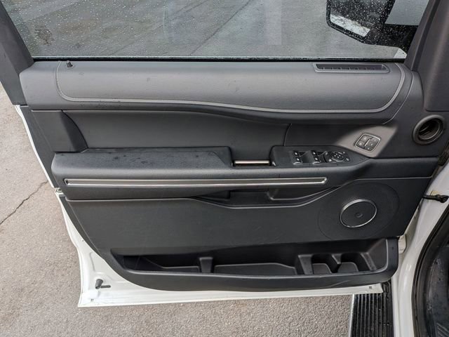 Certified 2022 Ford Expedition XLT image 6