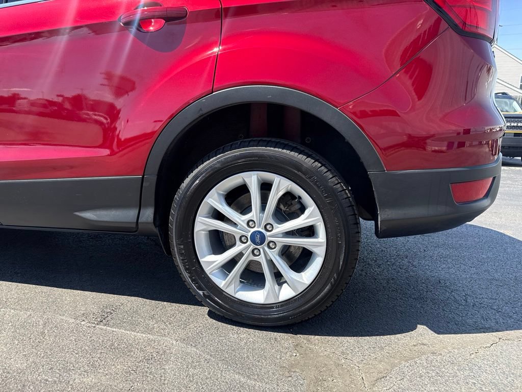 Certified 2019 Ford Escape SE FWD image 48