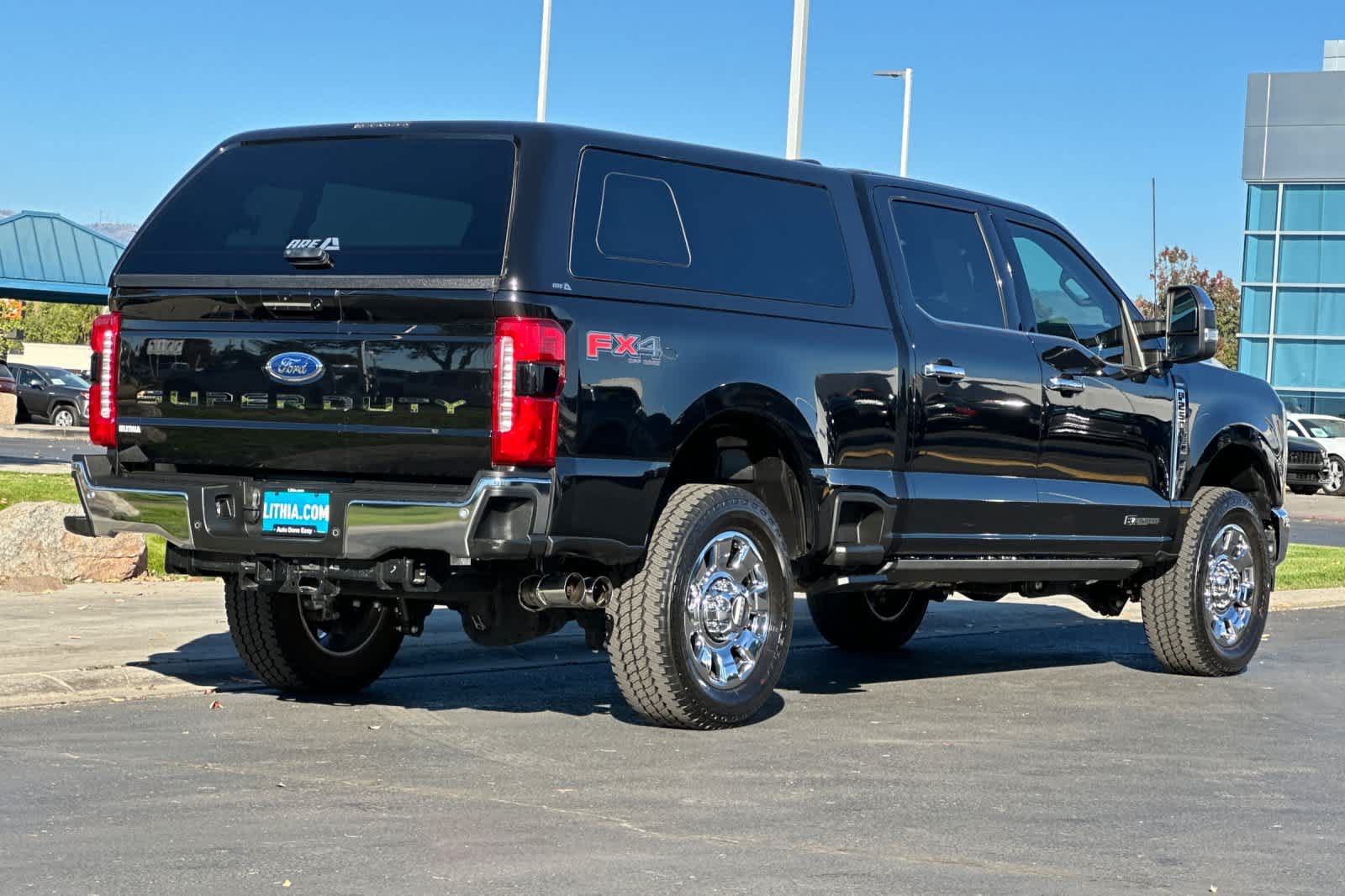 Certified 2024 Ford F250 Lariat w/ Lariat Ultimate Package AWD/4WD image 2