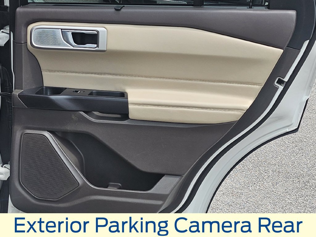 Certified 2020 Ford Explorer Platinum w/ Premium Technology Package AWD/4WD image 41
