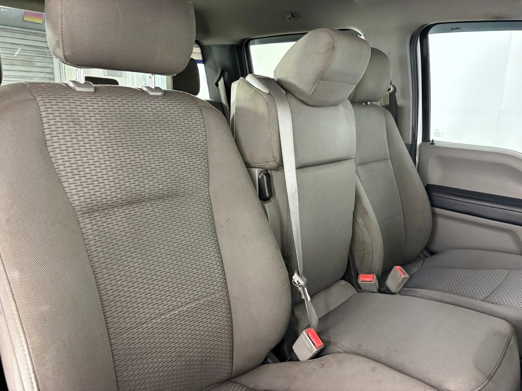 Certified 2019 Ford F250 XLT w/ Snow Plow Prep Package image 35