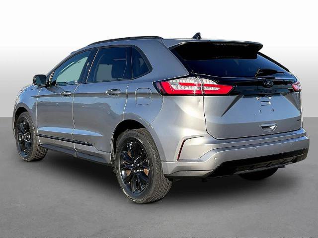 Certified 2022 Ford Edge SE w/ Black Appearance Package AWD/4WD image 5