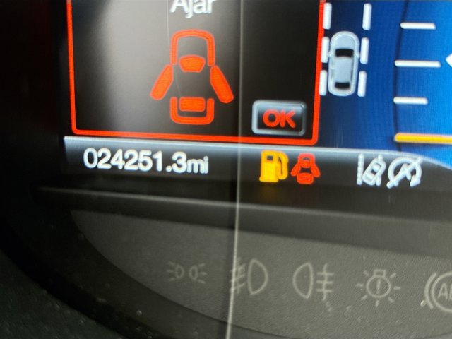 Certified 2022 Ford Edge SEL w/ Convenience Package image 10