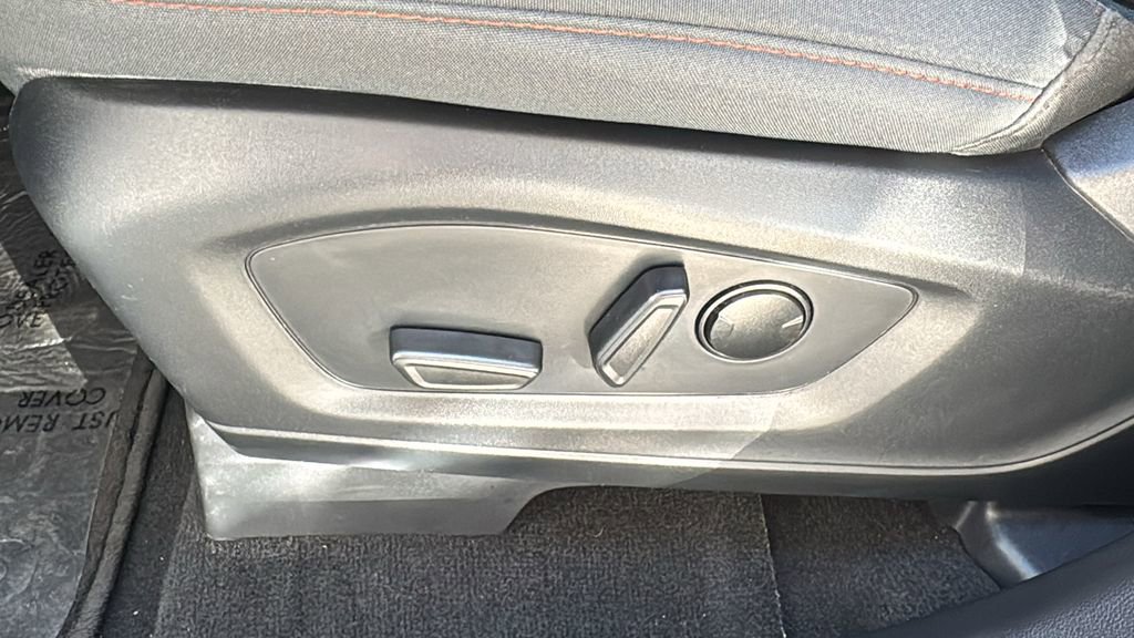 Certified 2025 Ford Explorer Active RWD image 20