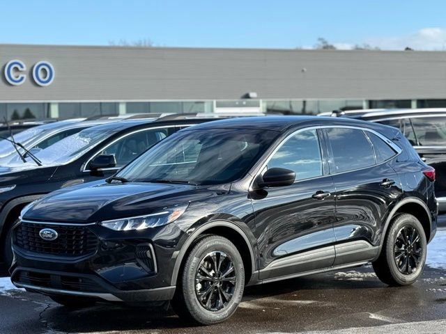 Certified 2023 Ford Escape Active w/ Tech Pack #1 image 2
